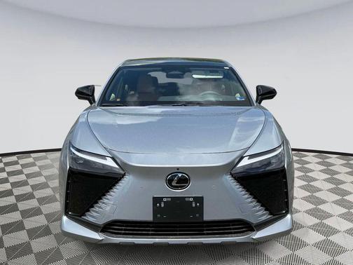 Iridium 2026 Lexus RZ 450e Premium