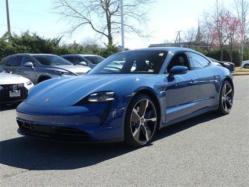 Photo 4 of 27 of 2021 Porsche Taycan 4S