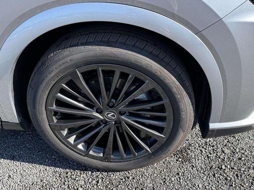 2024 Lexus RX 350 F SPORT Handling