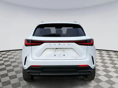 2026 Lexus NX 450h+ Premium