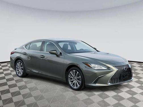 2021 Lexus ES 300h Base