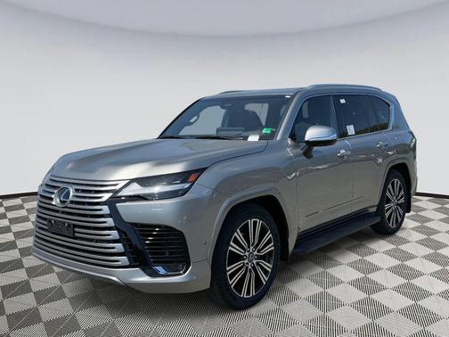 2025 Lexus LX 700h Luxury