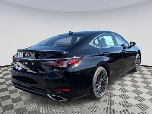 2025 Lexus ES 350 Ultra Luxury