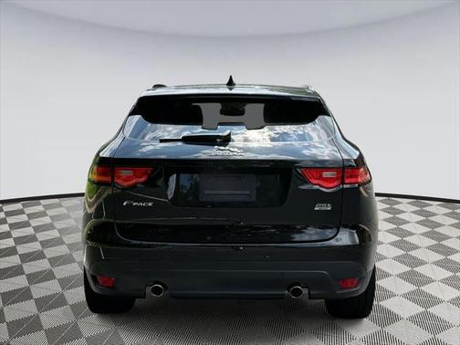2019 Jaguar F-PACE 25t Premium