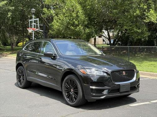 2019 Jaguar F-PACE 25t Premium