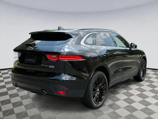 2019 Jaguar F-PACE 25t Premium