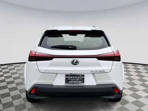 Eminent White Pearl 2025 Lexus UX 300h Premium