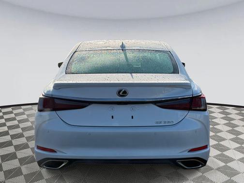 2025 Lexus ES 350 Premium