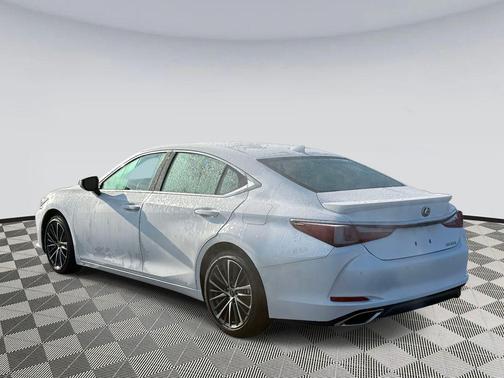 2025 Lexus ES 350 Premium