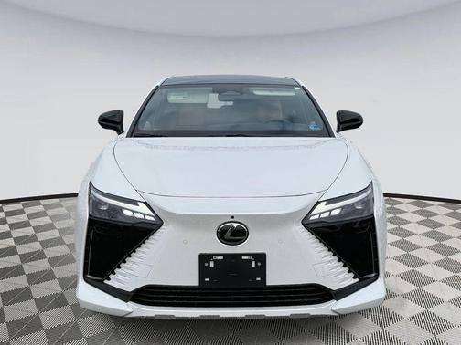 2026 Lexus RZ 450e Luxury