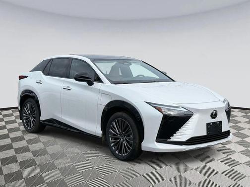 2026 Lexus RZ 450e Luxury