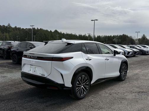 Oxygen White 2026 Lexus RZ 450e Premium