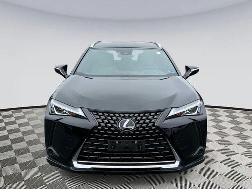 Obsidian 2022 Lexus UX 200 Base
