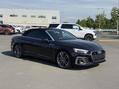 Mythos Black Metallic/Black Roof 2024 Audi A5 45 S line Premium Plus