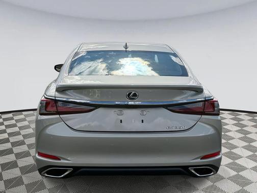 2025 Lexus ES 350 Premium