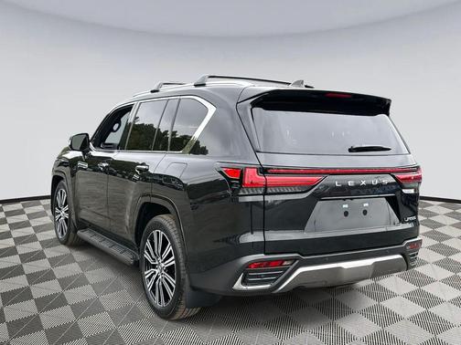 2025 Lexus LX 600 Luxury