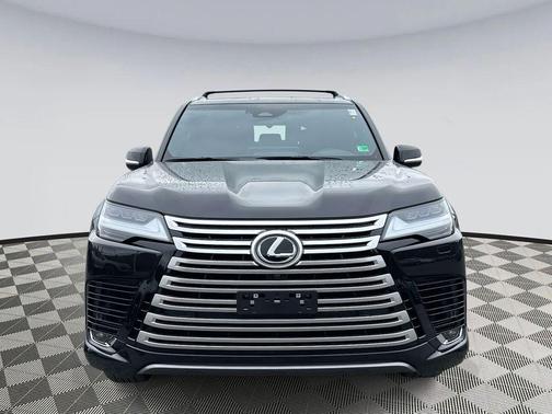 2025 Lexus LX 600 Luxury