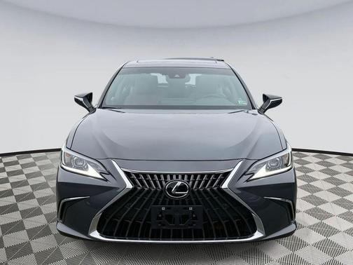 2024 Lexus ES 250 Base