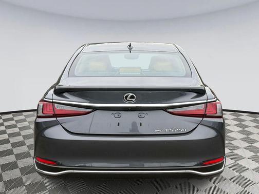 2024 Lexus ES 250 Base
