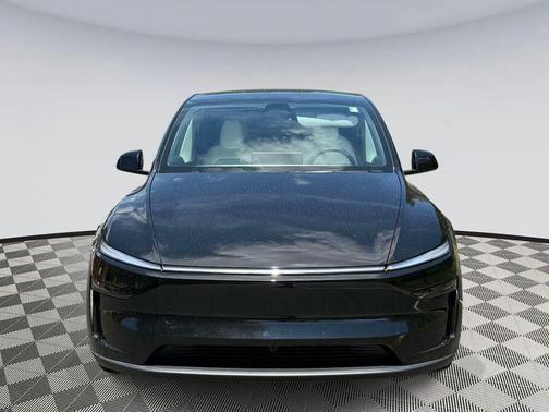 Diamond Black 2026 Tesla Model Y Long Range