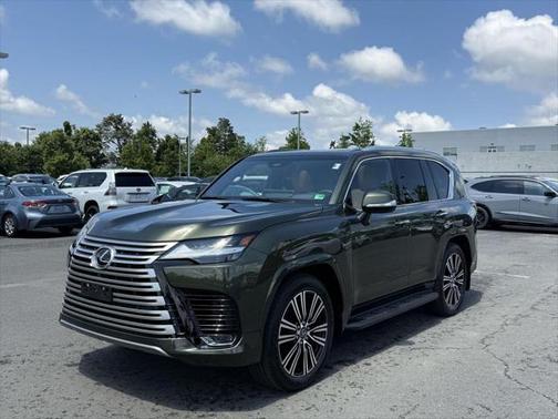 2025 Lexus LX 700h Luxury