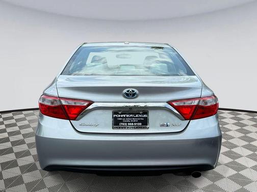 Celestial Silver Metallic 2016 Toyota Camry Hybrid XLE