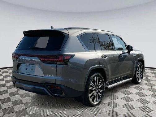 2023 Lexus LX 600 Luxury