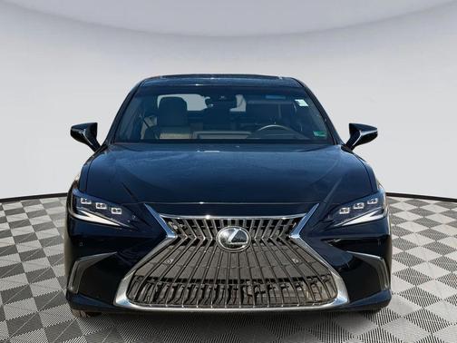 2024 Lexus ES 300h Premium