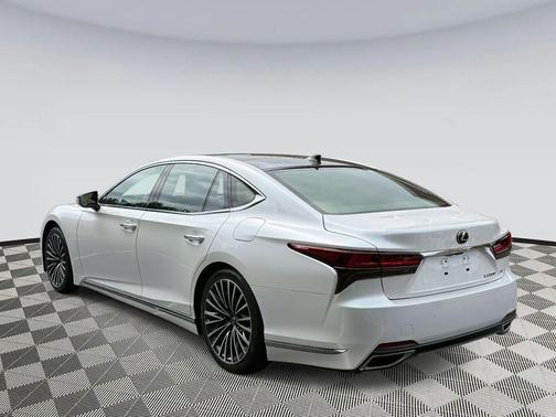 2025 Lexus LS 500 Base