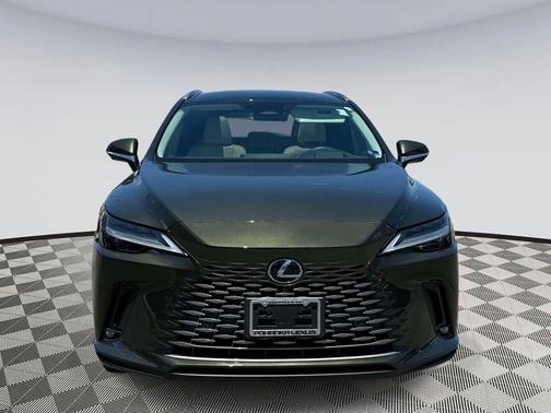 Nori Green Pearl 2023 Lexus RX 350h Luxury