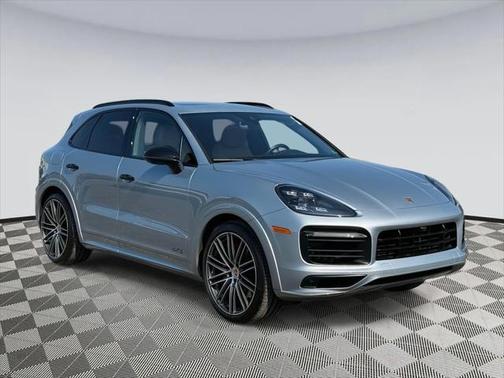 2022 Porsche Cayenne GTS