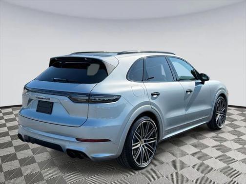 2022 Porsche Cayenne GTS