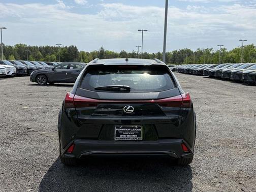 Caviar 2026 Lexus UX 300h F SPORT Design