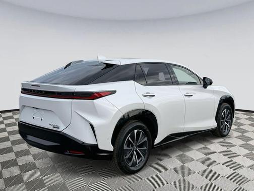 2025 Lexus RZ 450e Premium