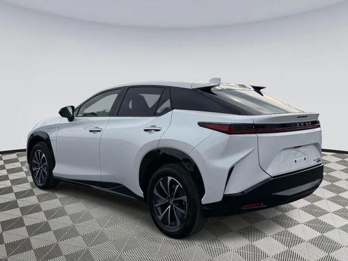 2025 Lexus RZ 450e Premium