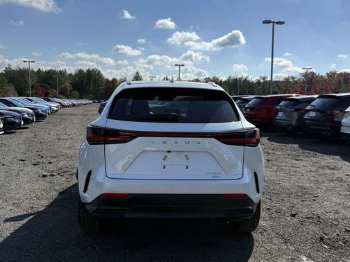 2025 Lexus NX 350 Premium