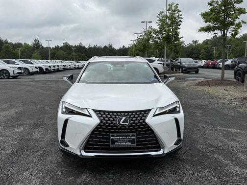 Eminent White Pearl 2025 Lexus UX 300h Premium