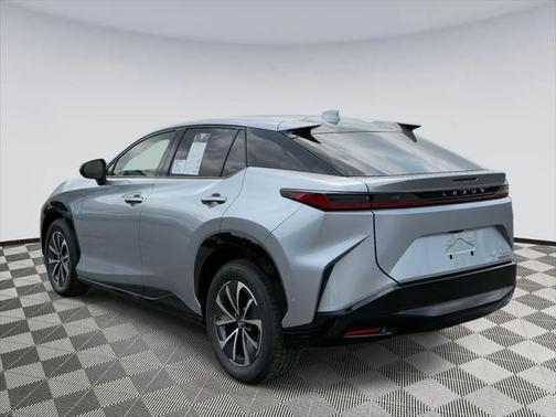 2025 Lexus RZ 450e Premium