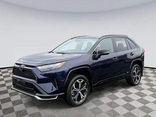 2025 Toyota RAV4 Hybrid SE