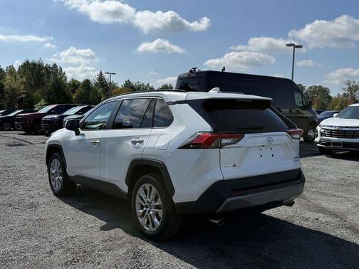 2020 Toyota RAV4 Limited