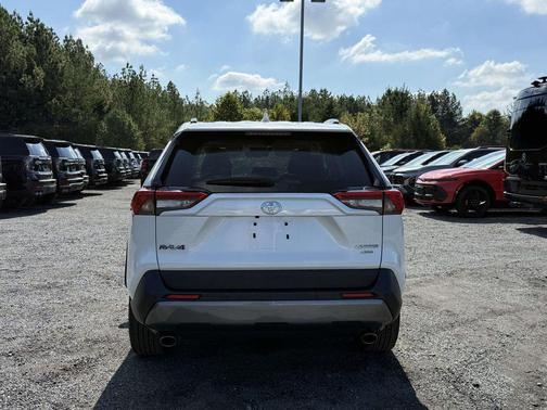 2020 Toyota RAV4 Limited
