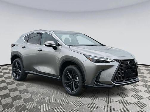 2026 Lexus NX 450h+ Luxury