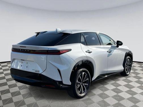 2025 Lexus RZ 450e Premium