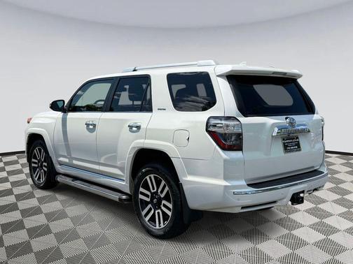 Blizzard Pearl 2017 Toyota 4Runner Limited