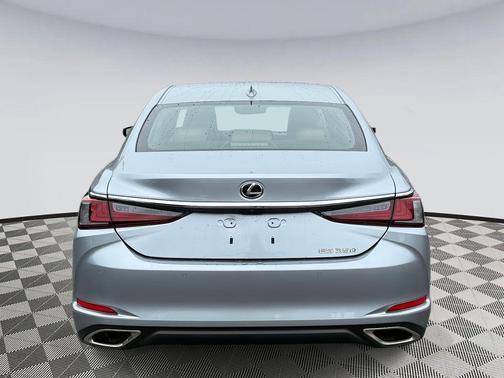2022 Lexus ES 350 Base