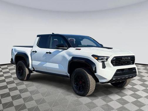 Ice Cap w/Black Roof 2024 Toyota Tacoma Hybrid TRD Pro