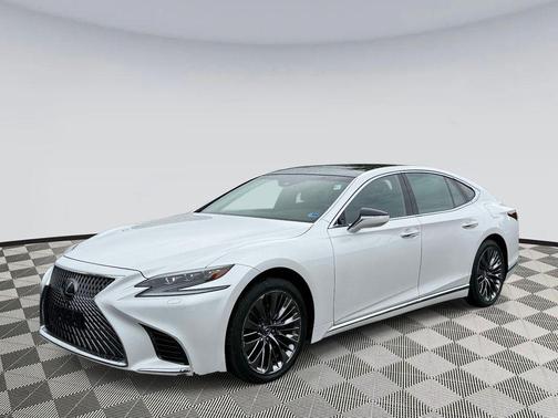 Eminent White Pearl 2018 Lexus LS 500 Base