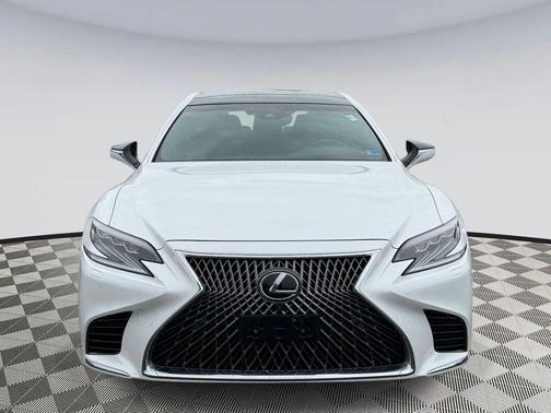 Eminent White Pearl 2018 Lexus LS 500 Base