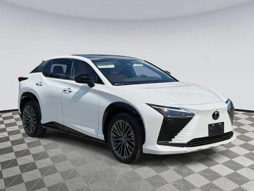 2023 Lexus RZ 450e Luxury