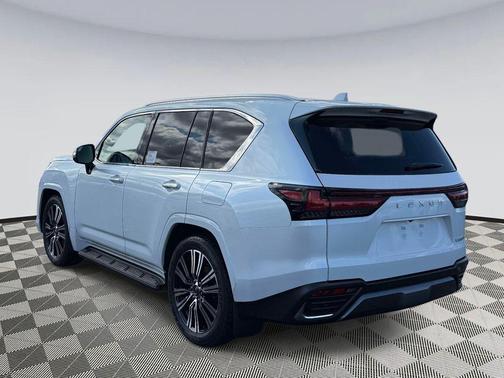 Eminent White Pearl 2026 Lexus LX 600 Luxury